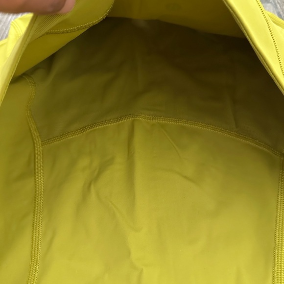lululemon athletica Yellow-Green Zip Up Jacket - Picture 4 of 6
